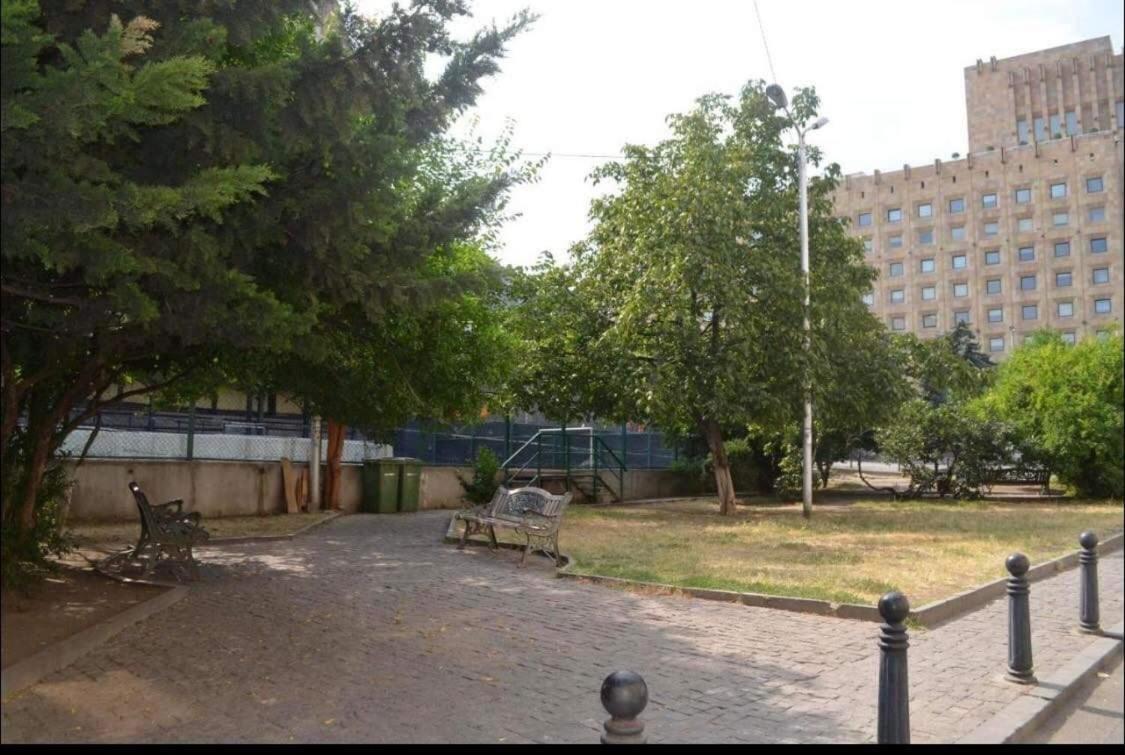 דירות טביליסי White House Taso מראה חיצוני תמונה